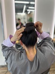 -曼都发型