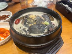 -长寿参鸡汤(朝韩风情街店)