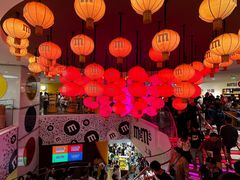 -m豆巧克力世界(上海世茂广场店)