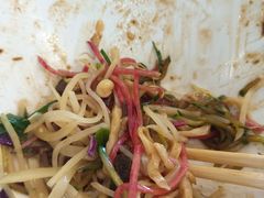 炸酱手擀面-浑河春面馆非遗鹿角面(良乡店)