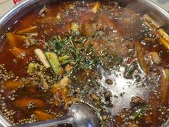 -牟记江湖重庆地标特色菜鱼蛋海鲜羊蝎子(巴南区黑金冠十多年好店)