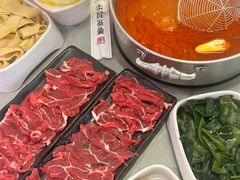 -宴全牛粤来越牛潮汕鲜牛肉火锅(海州万达广场店)