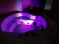 -天使恋人主题酒店(深圳翻身路店)