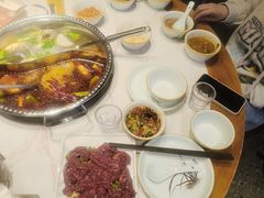 -乡土黄·鲜牛肉火锅·小龙虾(兴业街店)
