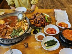 -喇喇排骨火锅·传统韩式脊骨汤(望京西园总店)
