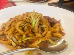 -荣誉国际酒店-云顶旋转餐厅