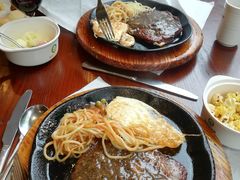 -皇品世家牛排(七一路店)