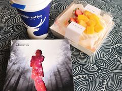 -瑞幸咖啡(温江新光天地写字楼店)