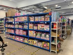 -逝水玩具折扣店