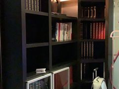 -喜鹊愉家酒店(郑州曼哈顿博览中心地铁站店)