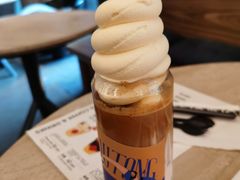 冰淇淋拿铁-玲婧胡同·生日蛋糕·餐厅(嘉里城店)