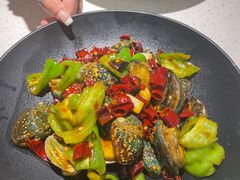 辣炒原壳小鲍鱼-船歌·鱼水饺青岛菜(金狮广场店)