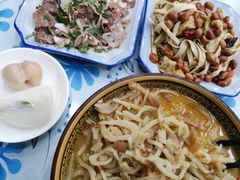 -王师一把抓羊肉泡馍(河东东街店)