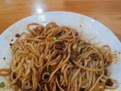 素椒杂酱面-华兴街自力面店