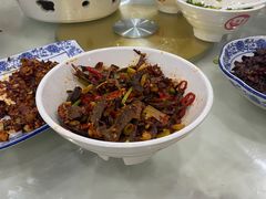 -红色湘菜馆(春风店)