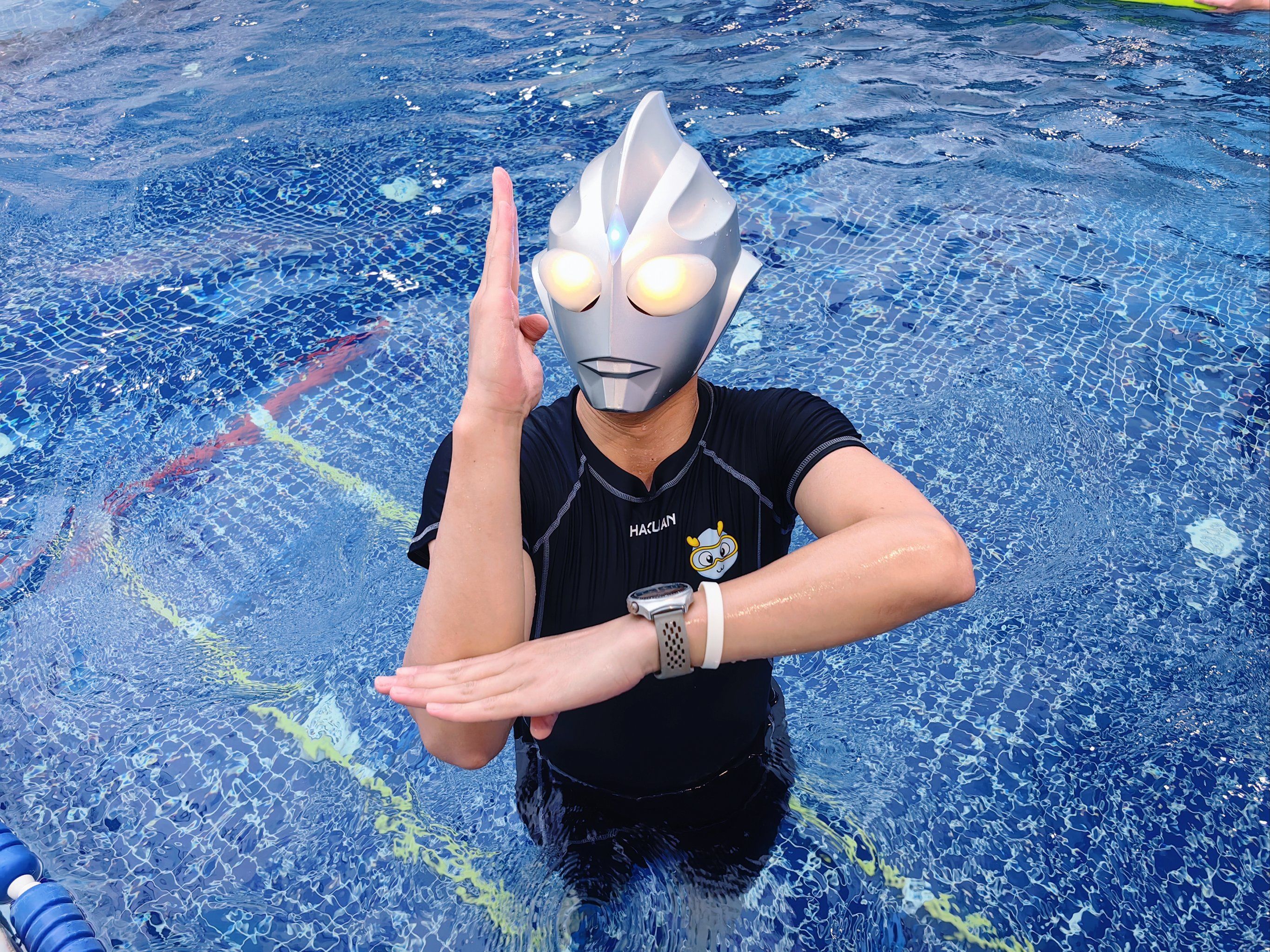 水中奥特曼生日会?