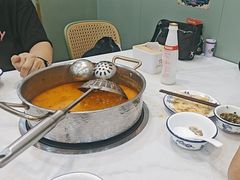 -老何家后安粉·糟粕醋海鲜火锅(三亚湾椰梦长廊店)