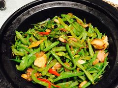 -阿三鱼头泡饼·家常菜