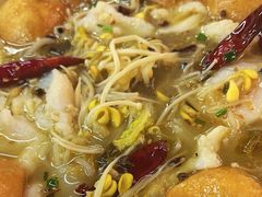 -乐达酸菜鱼面(山师东路店)