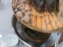 -一口猪海鲜浑锅·东北家常菜