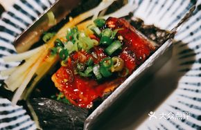 Thick Star Eel Hand Roll