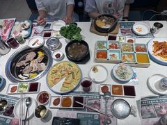 -韩香福烤肉庄园(华夏路店)