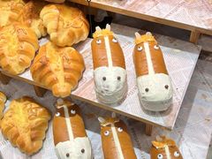 -Caidie Bakery采蝶轩(百越店)