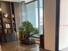 -凤凰园烤鸭店·唐山菜·传承花椒肉(老唐丰路店)
