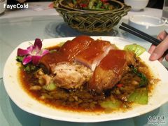 五方肉-鄱阳湖·江西小炒·瓦罐煨汤(五道口店)