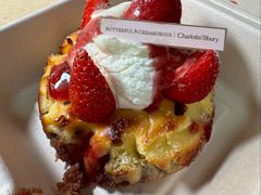 草莓巴斯克软心蛋糕-B&C黄油与面包·THE GARDEN BAKERY概念店(世纪汇店)