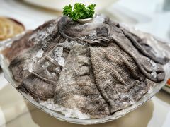 -茅草房·河畔园林火锅