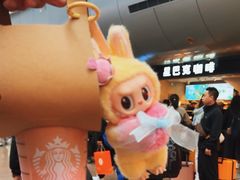 -星巴克(北京西站5号候车室)