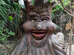 -呀路古热带植物园