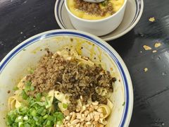 -万三面馆(青龙正街太古里店)