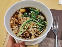 -苏州汇融广场假日酒店