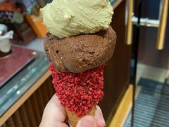 -VENCHI 闻绮(上海佛罗伦萨小镇店)