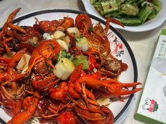 -老街烧烤大排档·地道湖北菜·龙虾馆(汉口火车站店)