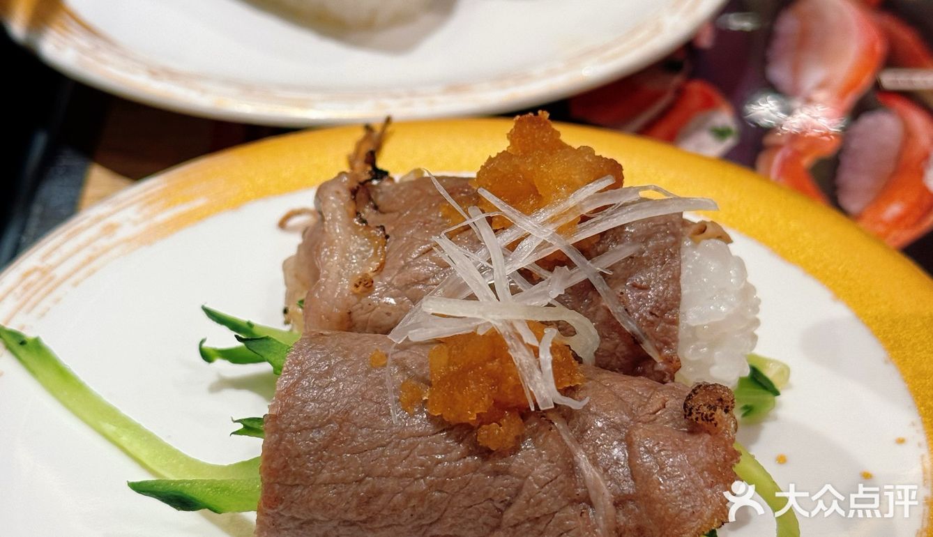 回转寿司来啦！🍣你不能错过的美味组合🔥