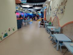 -蓝旗亲子游泳(范湖万达广场店)