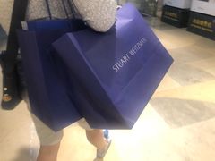 -STUART WEITZMAN(静安嘉里中心店)