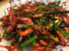葱爆河虾-75幢私房菜馆