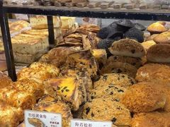 -苹果花园(南泉路店)