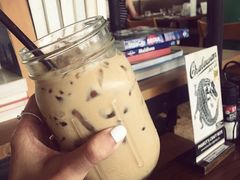 -ROAST coffee & eatery