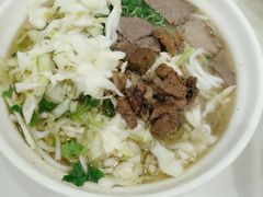 -花溪王记牛肉粉(四季花溪商场店)