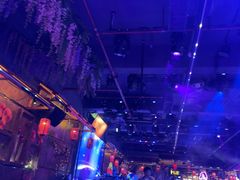 -喜鹊音乐酒馆(西街店)