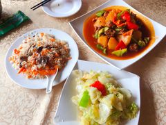 -维吾尔餐厅(宜山路店)