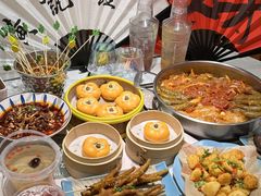 -黄记煌三汁焖锅(新佳丽江汉路店)