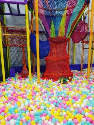 -蹦贝运动中心·蹦床·攀岩·闯关(龙岗店)