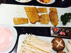-猪啊牛呀羊啊铜盘烤肉(正大广场店)