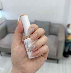 -雅洁美甲美睫